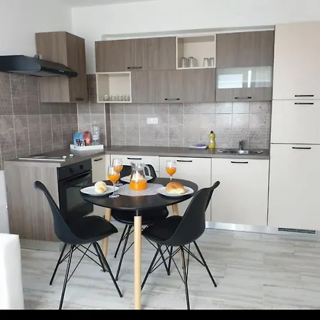 La Paulinas Apartman Zadar